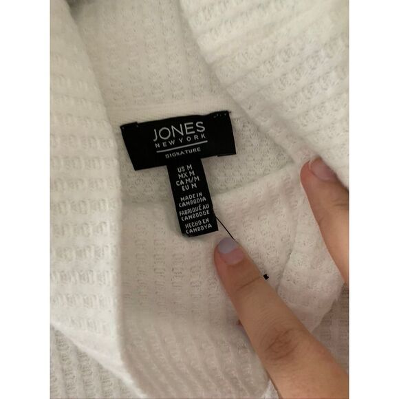 NWOT Jones New York top - Picture 2 of 5